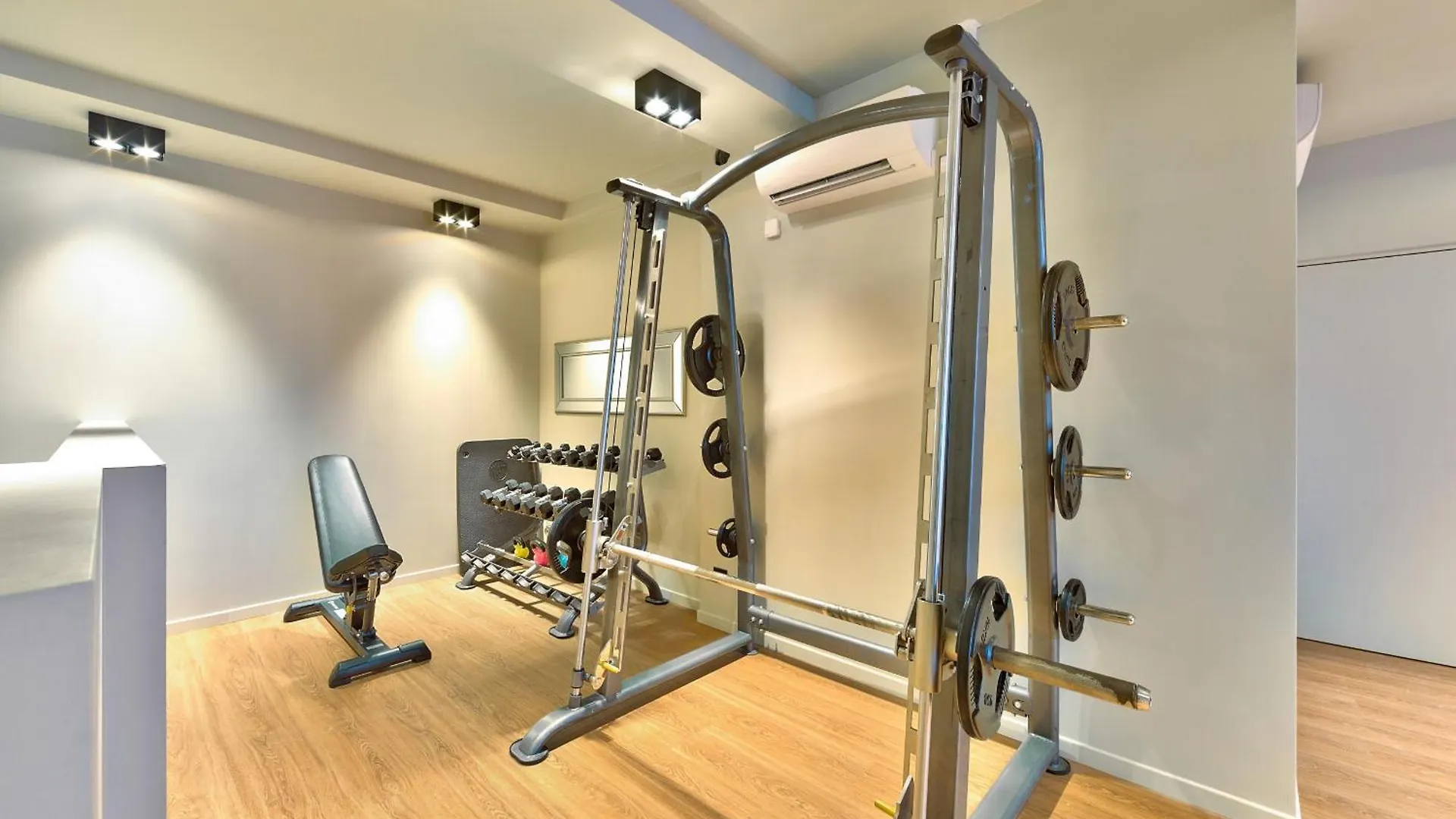 100 - Luxury 2 Bedroom - Beaubourg Marais