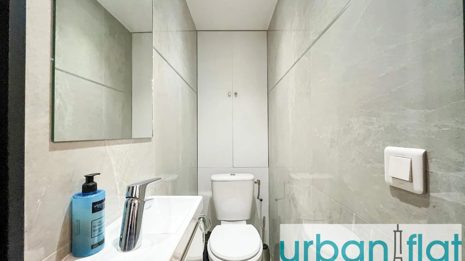 Apartment 100 - Luxury 2 Bedroom - Beaubourg Marais Paris